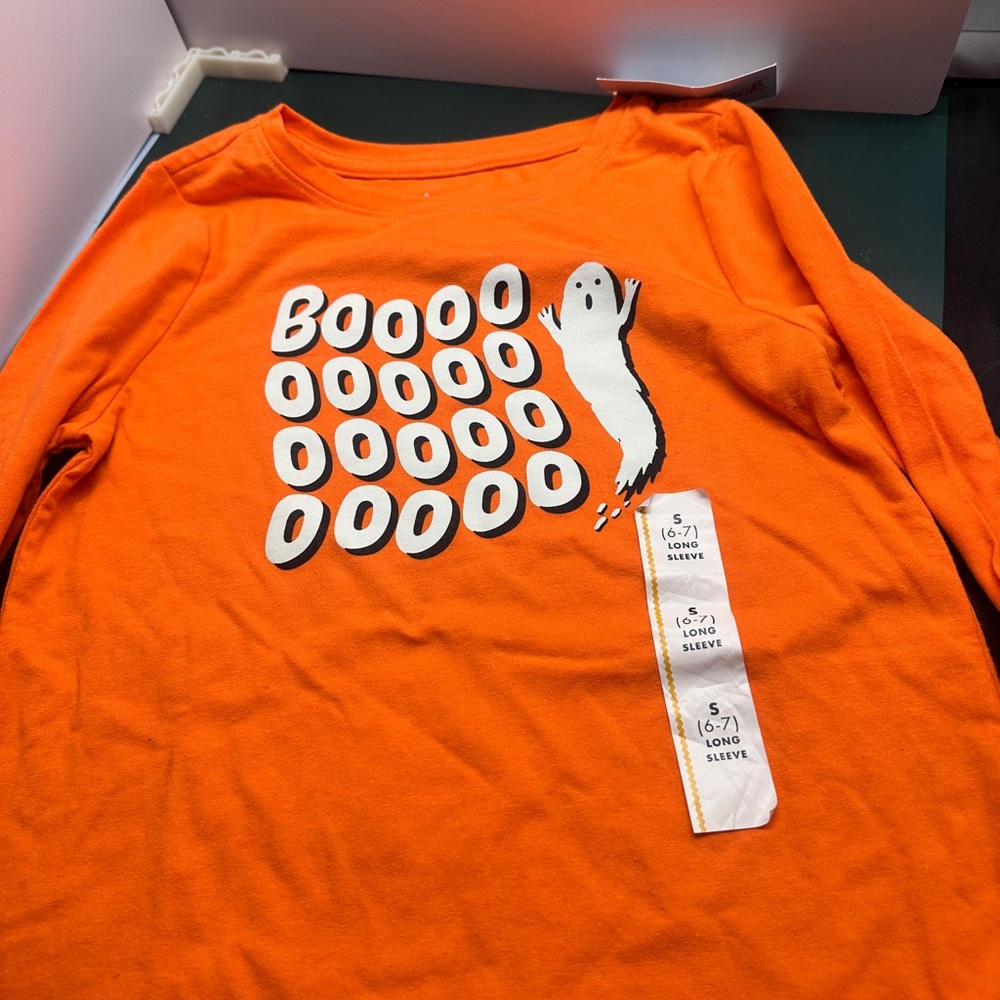 Kids Cat & Jack Halloween “Boooo” long sleeve tee, size S 6/7
